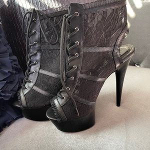Stripper lace heels